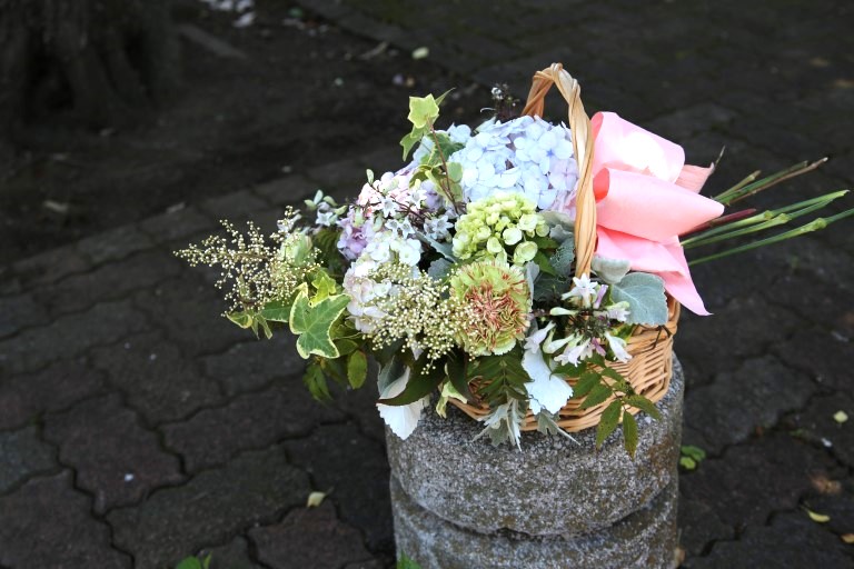 紫陽花のスプレーシェイプ　アレンジメント