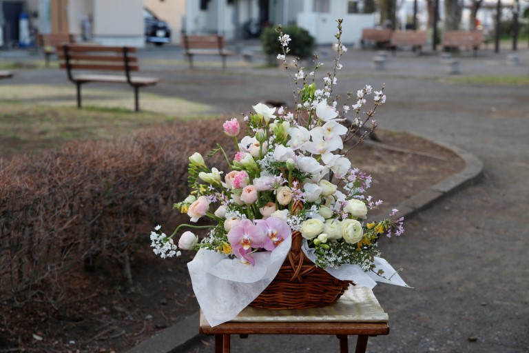 供花　桜と共に