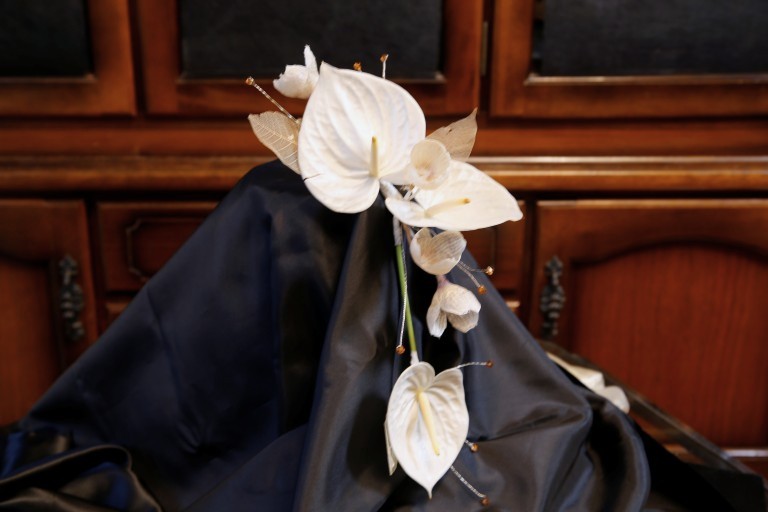Shoulder spray / corsage